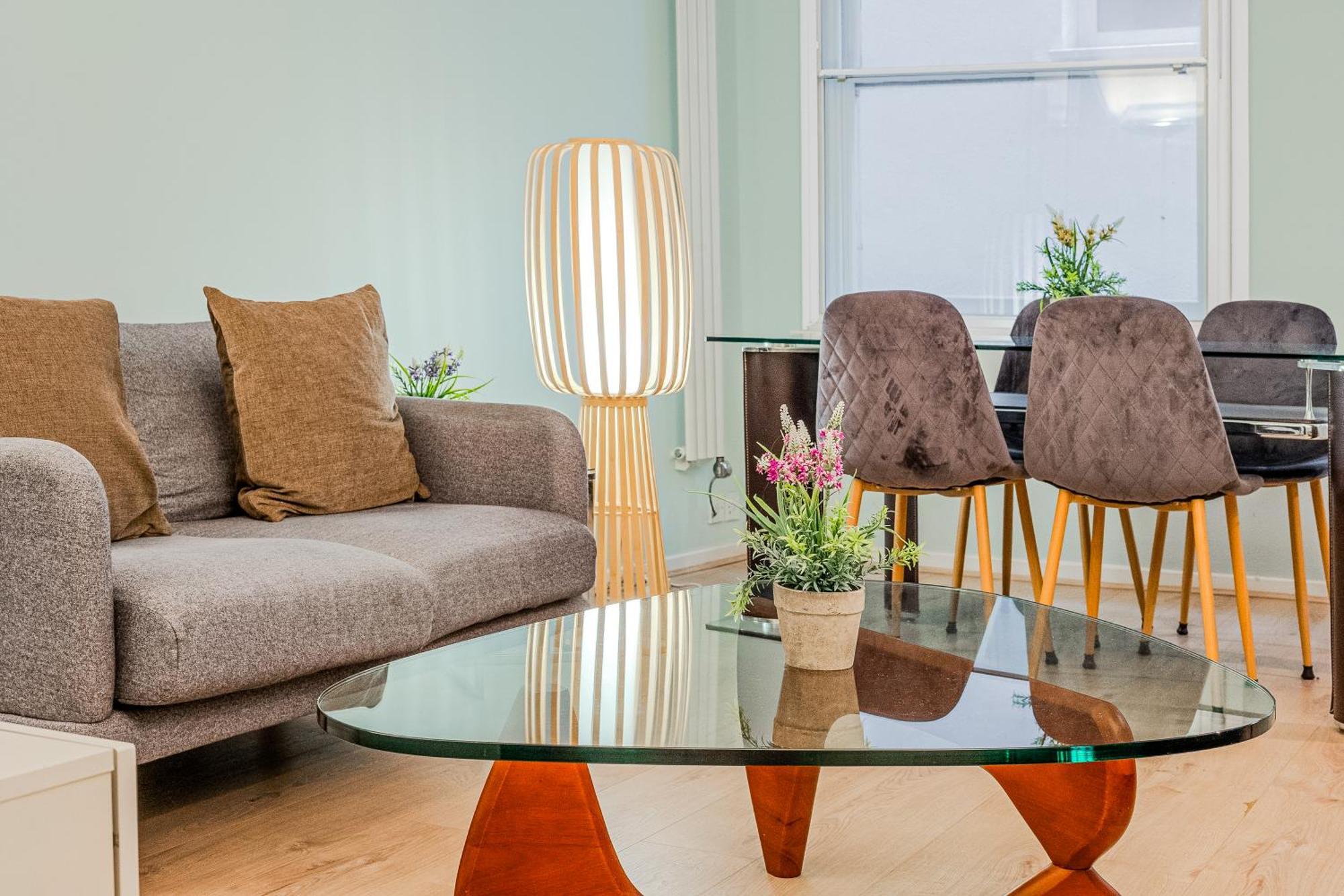 Stunning Central 2Br Flat Btw Soho & Covent Garden Лондон Екстериор снимка